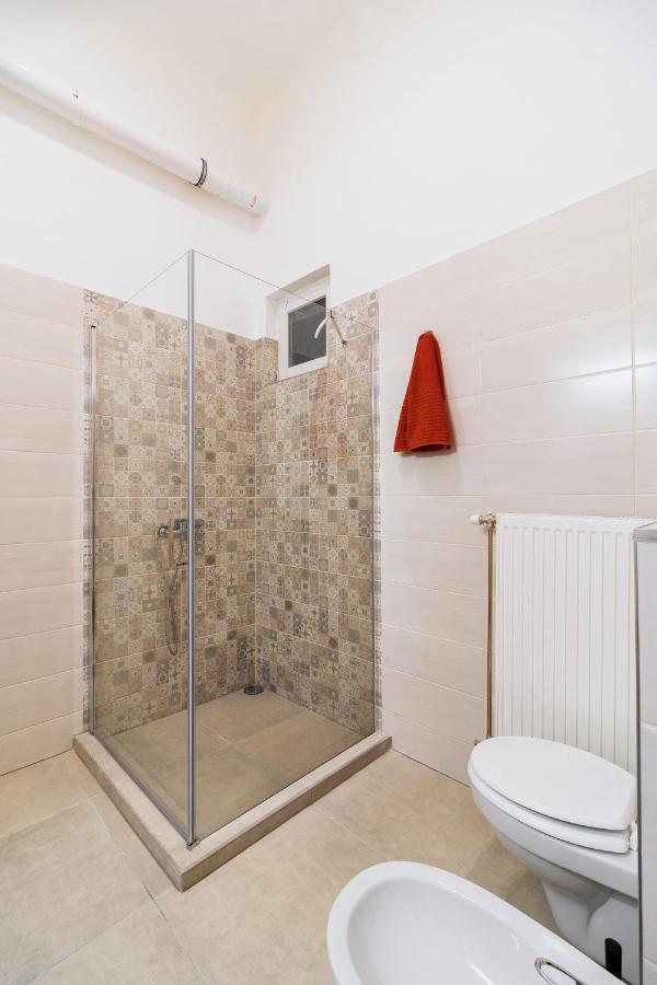 Spacious Premium Two-room By Buda Castle Apartament