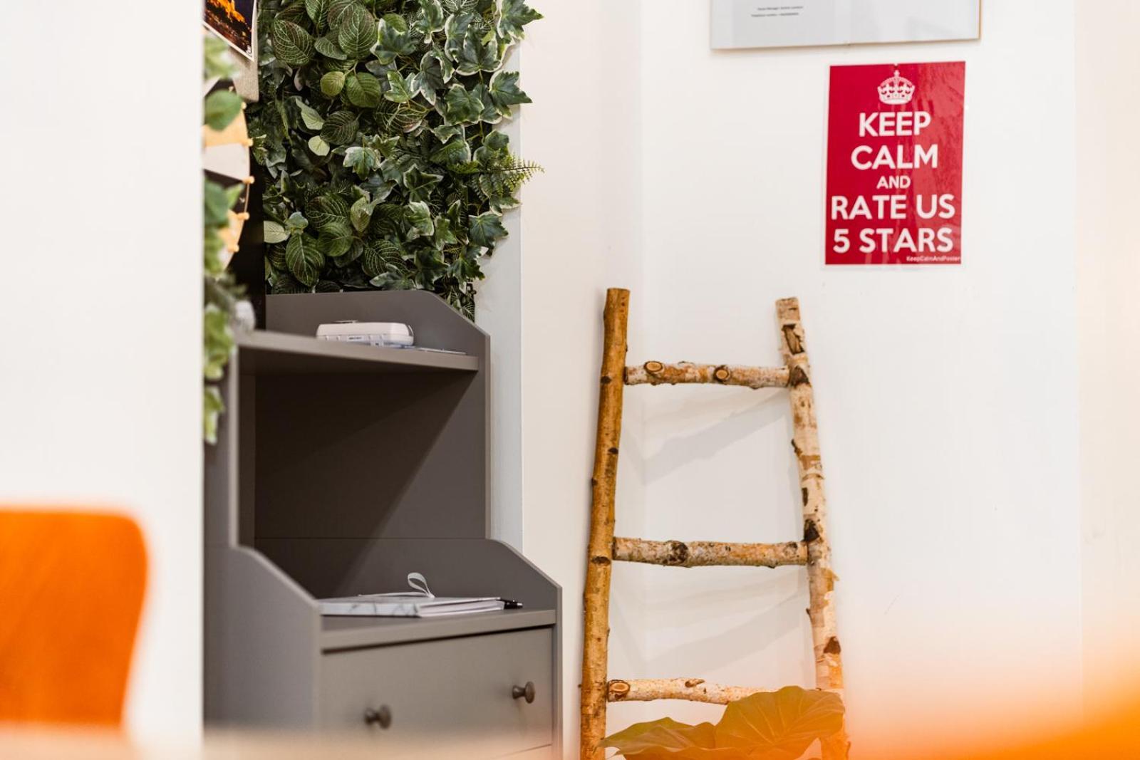 Spacious Premium Two-room By Buda Castle Apartament